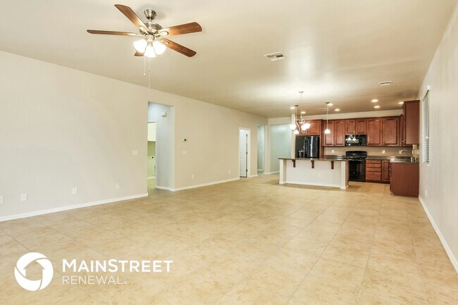 Building Photo - 4710 S 102nd Ln