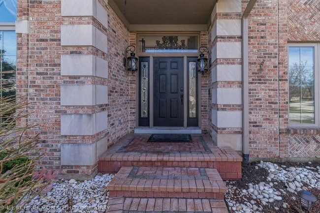 Building Photo - 5 bedroom in Aurora IL 60502