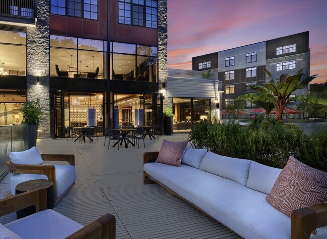 Building Photo - The Falls