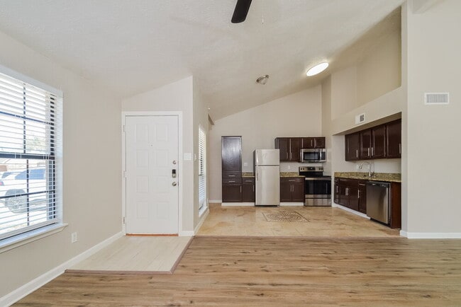 Foto del edificio - 4507 Nervin St