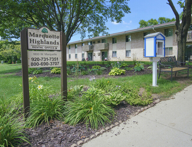 Building Photo - Marquette Highlands Apartments