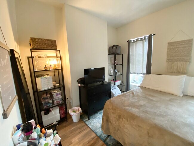 Foto del edificio - 72 Hammond St