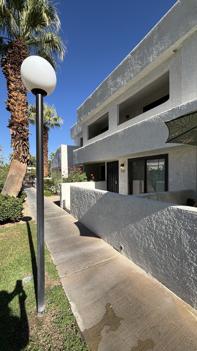 Building Photo - Rm Resort, Rancho Mirage 3 Bedrooms, 3 Bat...