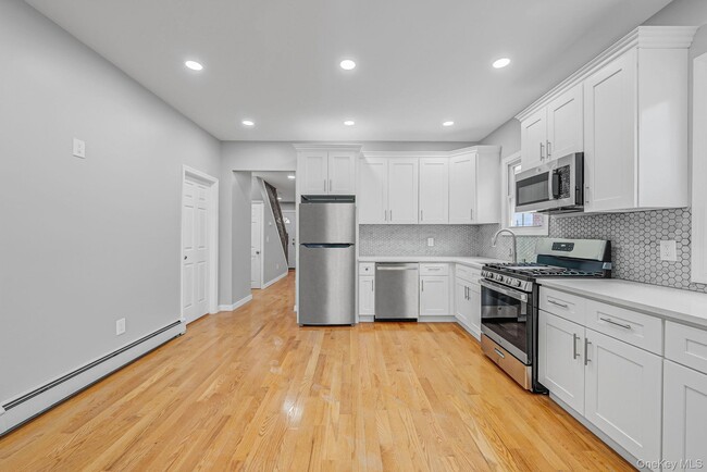 Foto del edificio - 78 S Franklin St