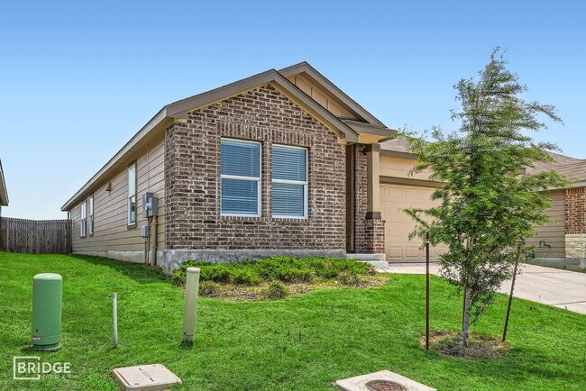 Foto del edificio - 1228 Treehouse Ln