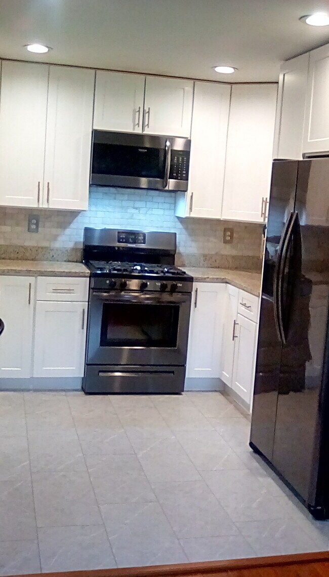 Foto del edificio - 8907 Townsend Ln