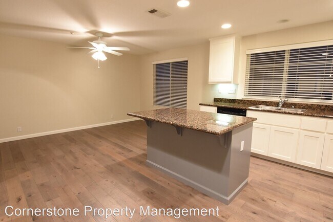 Building Photo - 3 br, 2.5 bath House - 338 Vista Roma Way