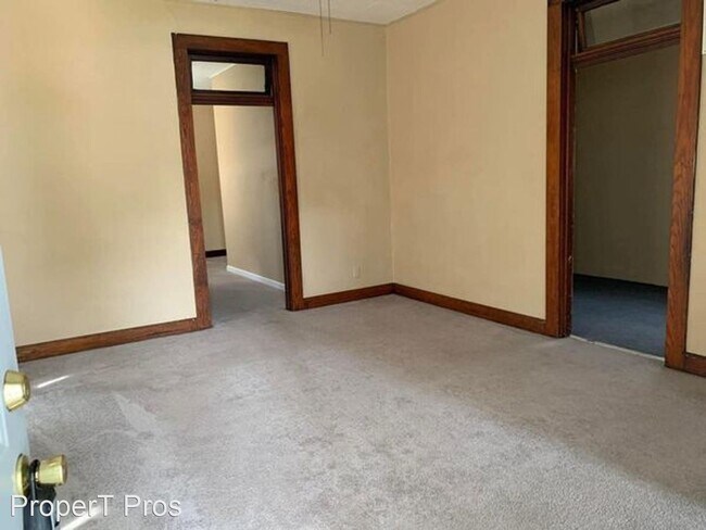 Building Photo - 3 br, 1 bath House - 1219 Stinson Avenue