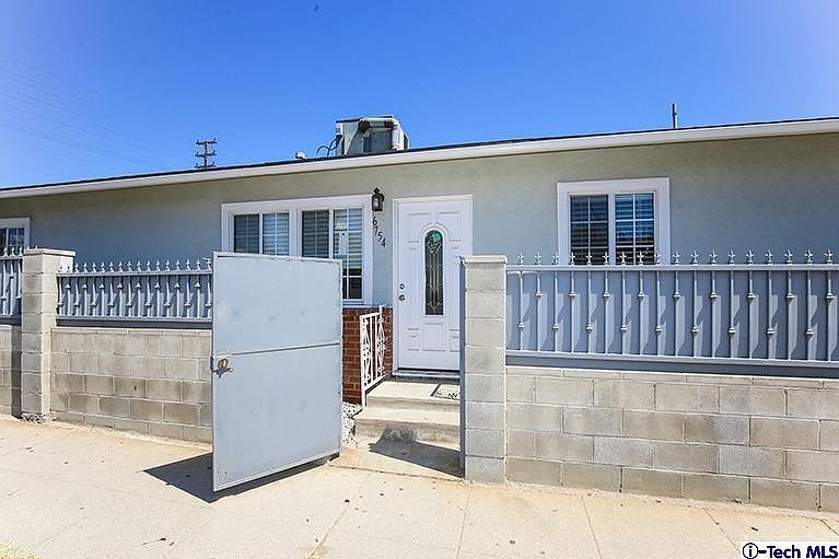 Primary Photo - 6754 Bellingham Ave
