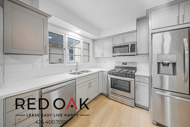 Foto del edificio - Gorgeous One Bedroom with Contemporary Fix...