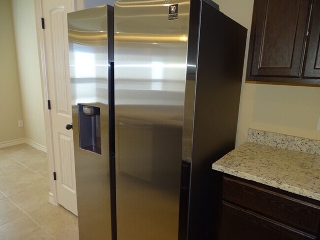 Foto del edificio - 6407 Marcel Wy