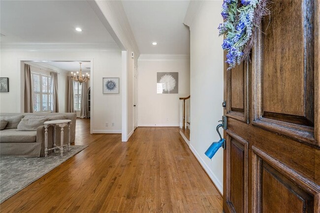 Building Photo - 735 Highgrove Park