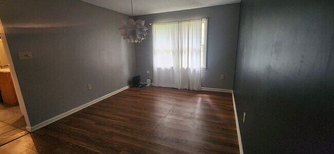 Foto del edificio - 1038 Boeshore Cir
