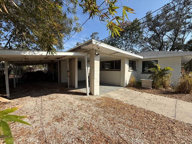 Photo - 827 42nd St Apartment