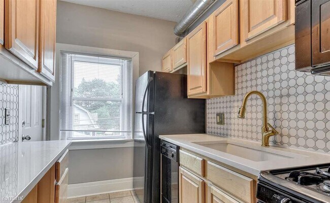 Foto del edificio - 2 br, 1 bath Condo - 3828 Cass Street 3