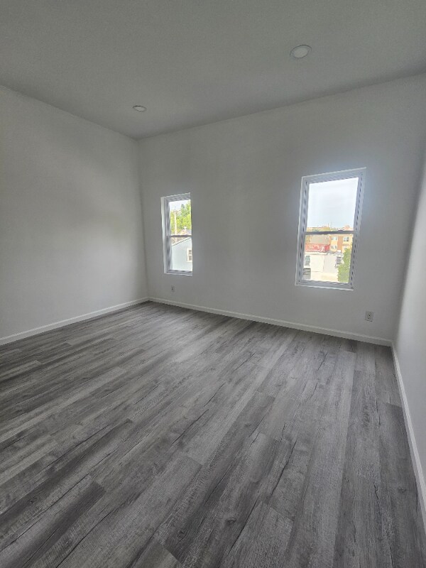 Foto del edificio - 5163 Wakefield St