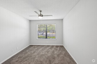 1BR, 1BA - 500SF - Bedroom - Vue at 1400