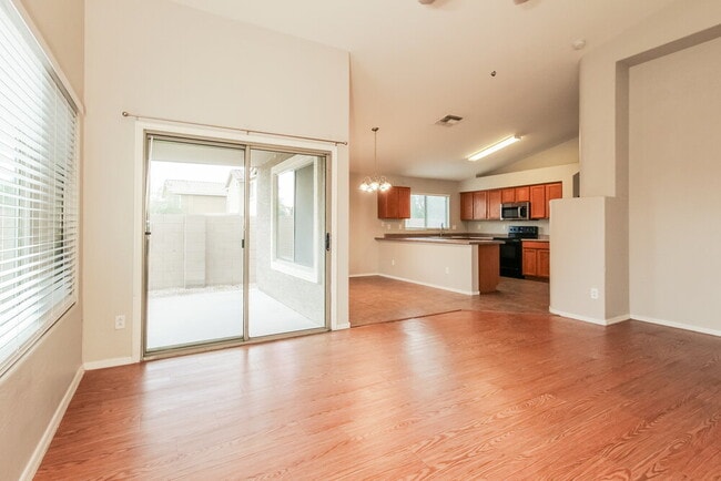 Building Photo - 25549 W Winslow Ave