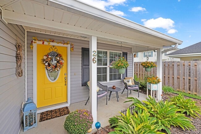Building Photo - Beautiful Home in Port Wentworth