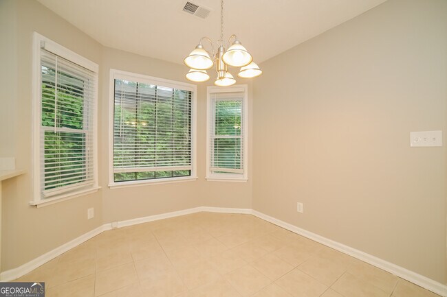 Building Photo - 1073 Park Forest Dr NW