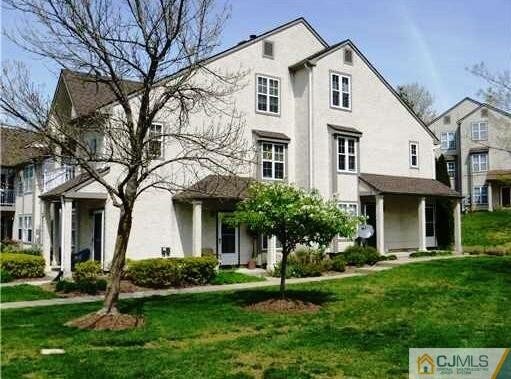 Building Photo - 1203 Commons at Kingswood Dr