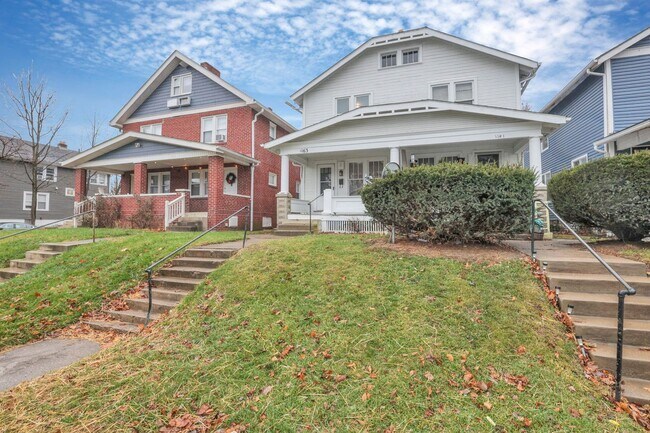 Building Photo - 1161-1163 Linwood Ave