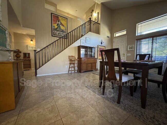 Foto del edificio - 4283 E Shannon St