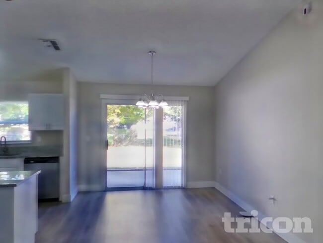 Building Photo - 6623 Freeport Dr