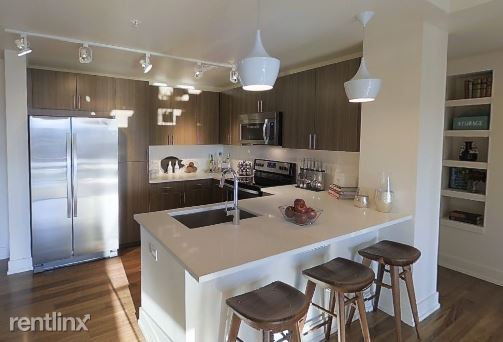 Foto principal - 3225 E 1st Ave