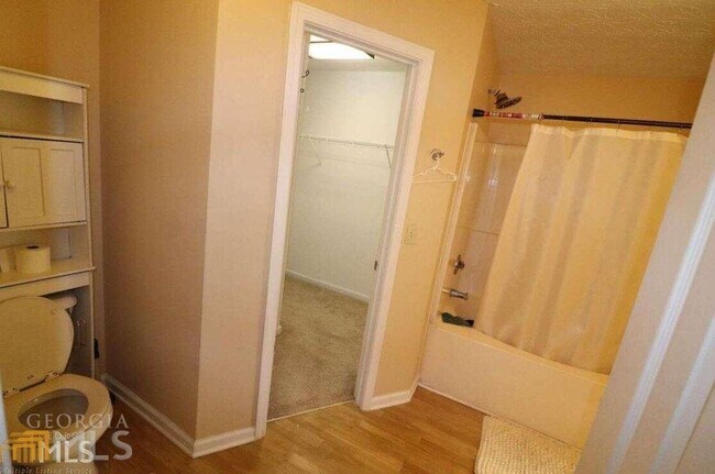Foto del edificio - 4652 Grand Central Pkwy