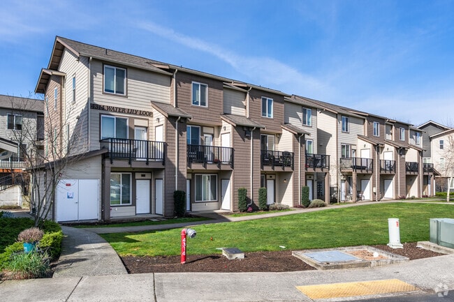 Building Photo - The Meadows at June Road