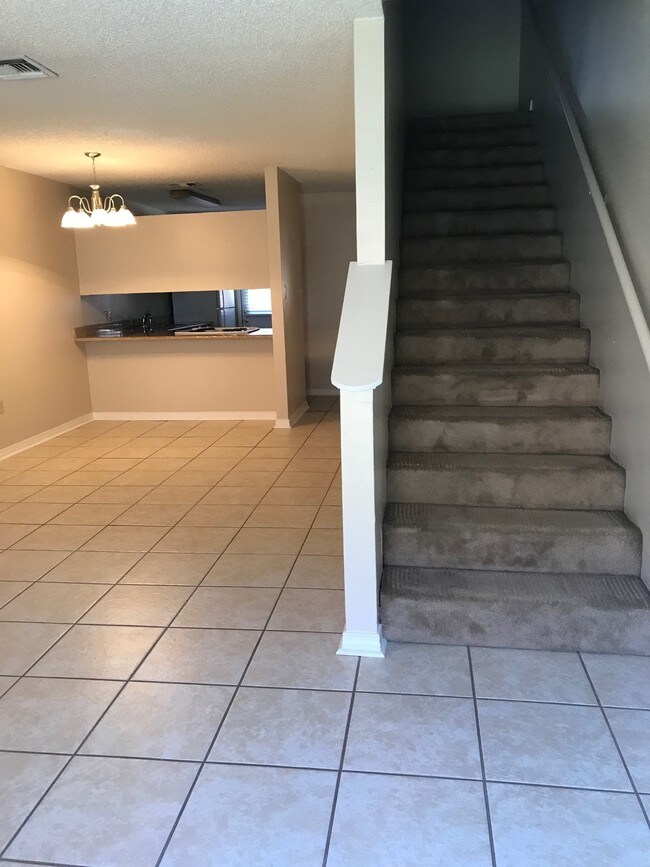 7032 Perkins Pl Ct, Baton Rouge, LA 70808 Townhome Rentals in Baton