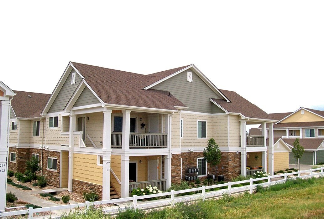 4695 Hahns Peak Dr Unit 203, Loveland, CO 80538 Condo for Rent in