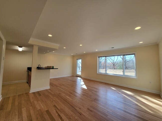 Building Photo - 130 Sherman Rd
