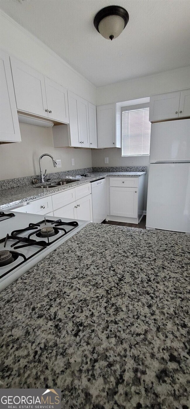 Foto del edificio - 2085 Lenoa Ln