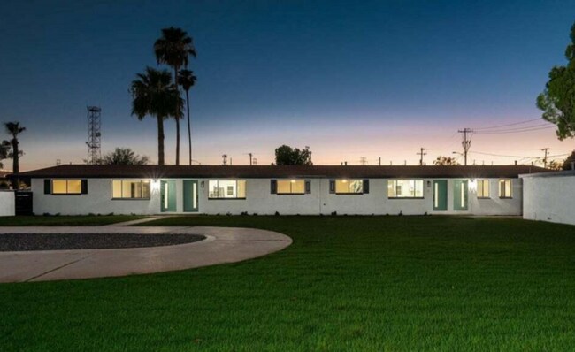 Foto del edificio - Beautiful Upgraded Scottsdale Property