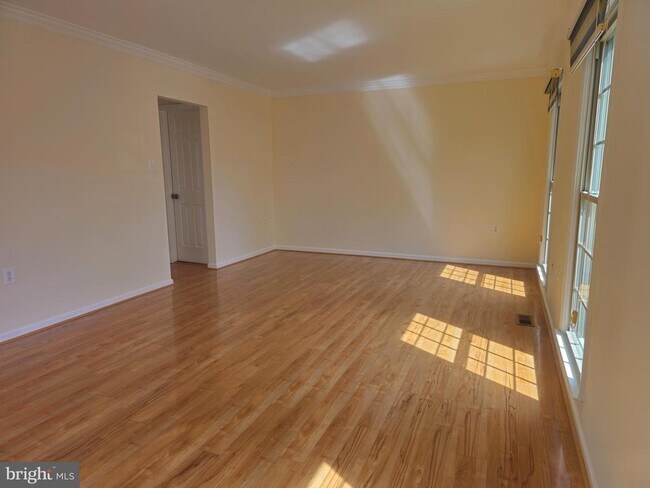 Foto del edificio - 4508 Shoal Creek Ct