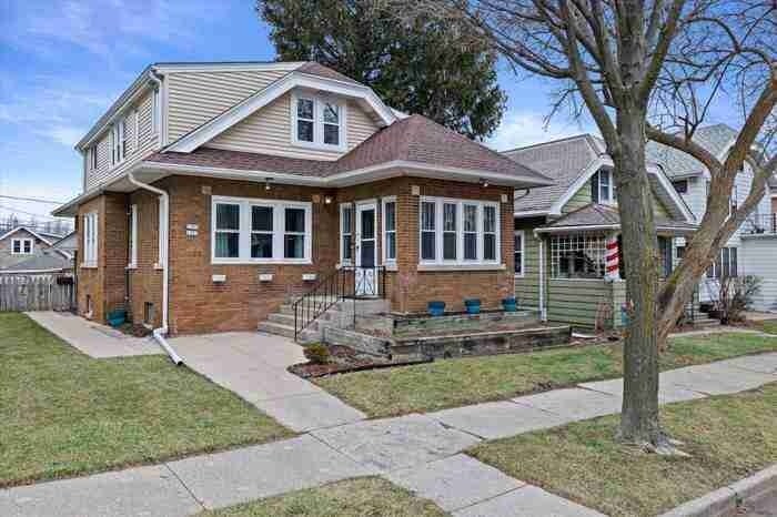 Primary Photo - 1205 S 73rd St