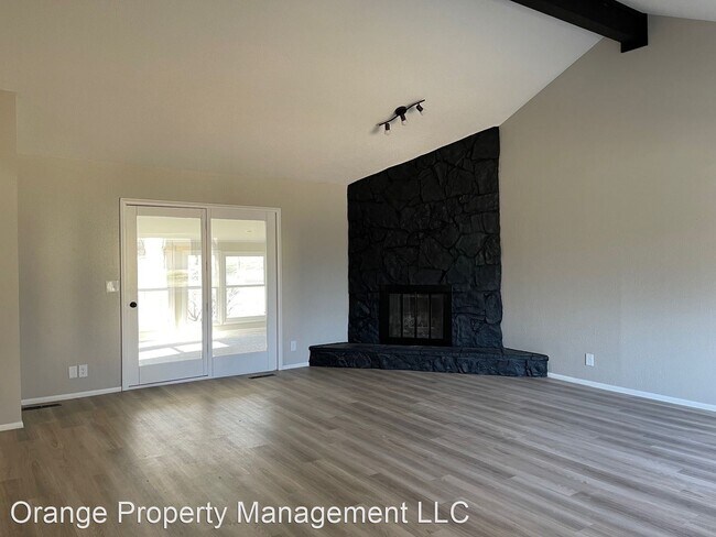 Foto del edificio - 3 br, 2 bath House - 1446 S 167th Ave