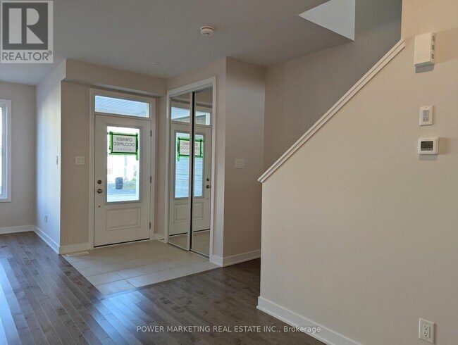 Photo du bâtiment - 25 Chasing Grv