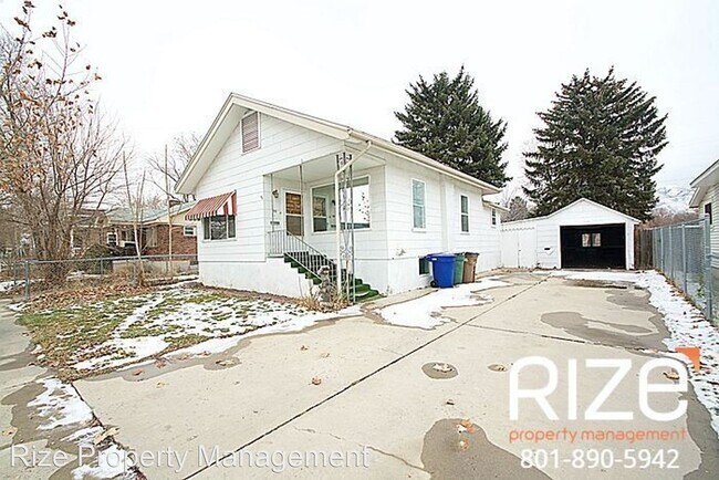 Foto del edificio - 3 br, 1 bath House - 2549 South Park St E