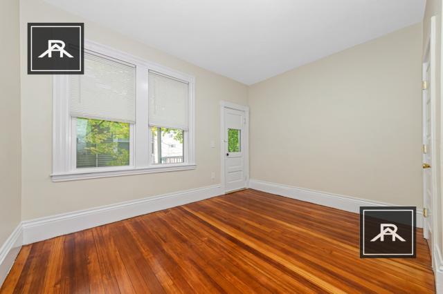 Foto del edificio - 3 bedroom in Brighton MA 02135