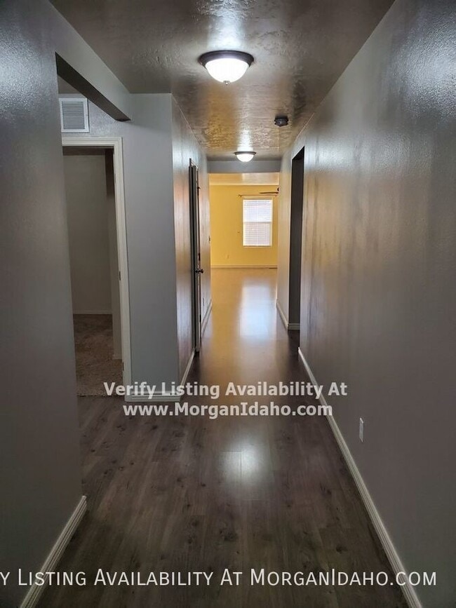 Building Photo - 10627 Pipevine Dr