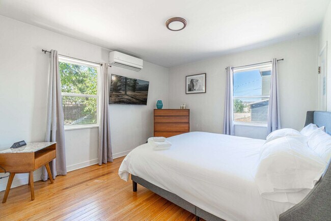 Foto del edificio - 759 Stewart St