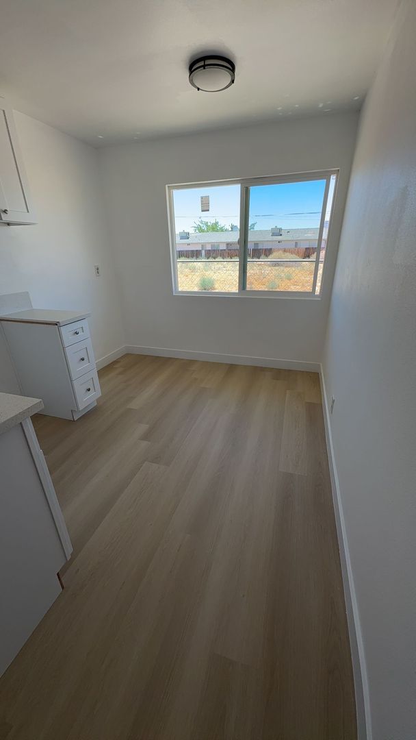 Foto del edificio - 13336 Mohawk Rd