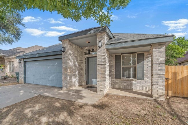 Building Photo - 1629 Sweden Ln