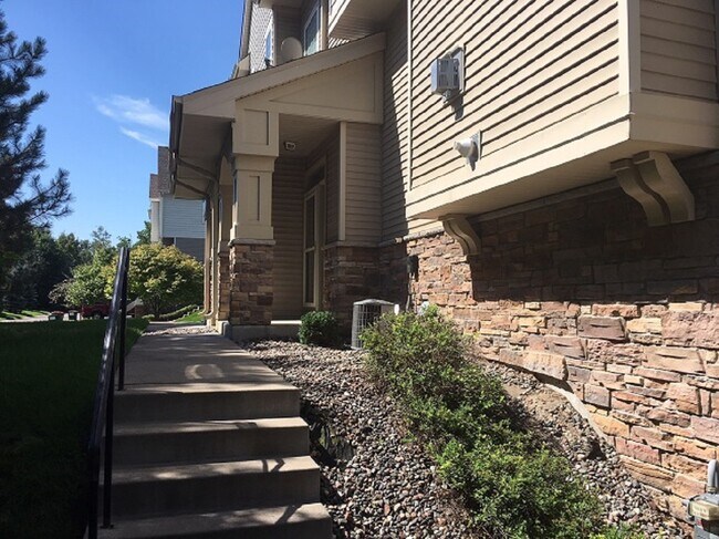 Foto del edificio - 2423 121st Cir NE