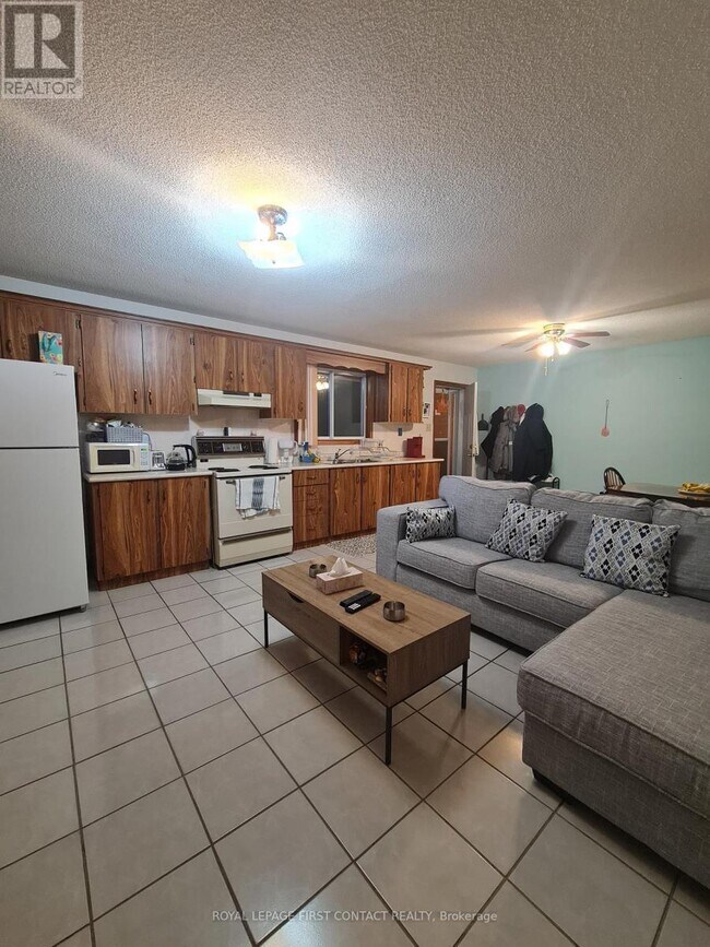 Photo du bâtiment - 1307 River Rd E