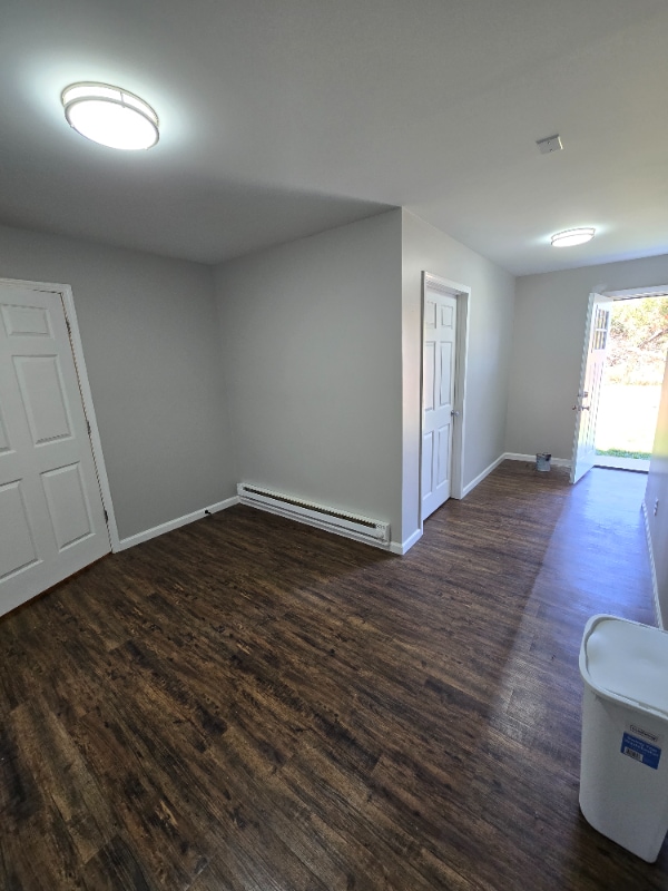 Building Photo - 215 N Harrisburg Ave