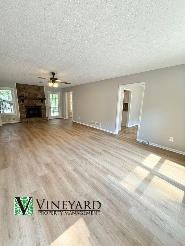 Foto del edificio - 2964 Forest Chase Terrace NE